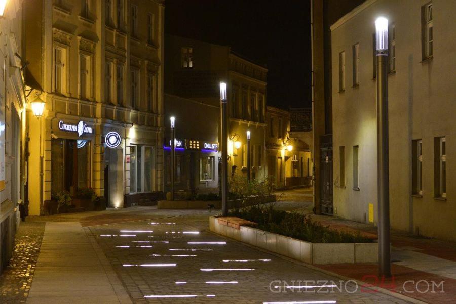Rezydencja Marzec Гнезно Экстерьер фото